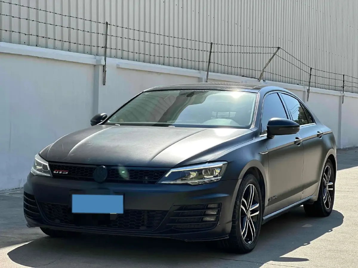 2019 Volkswagen Passat 1.4T 150HP L4 7DCT