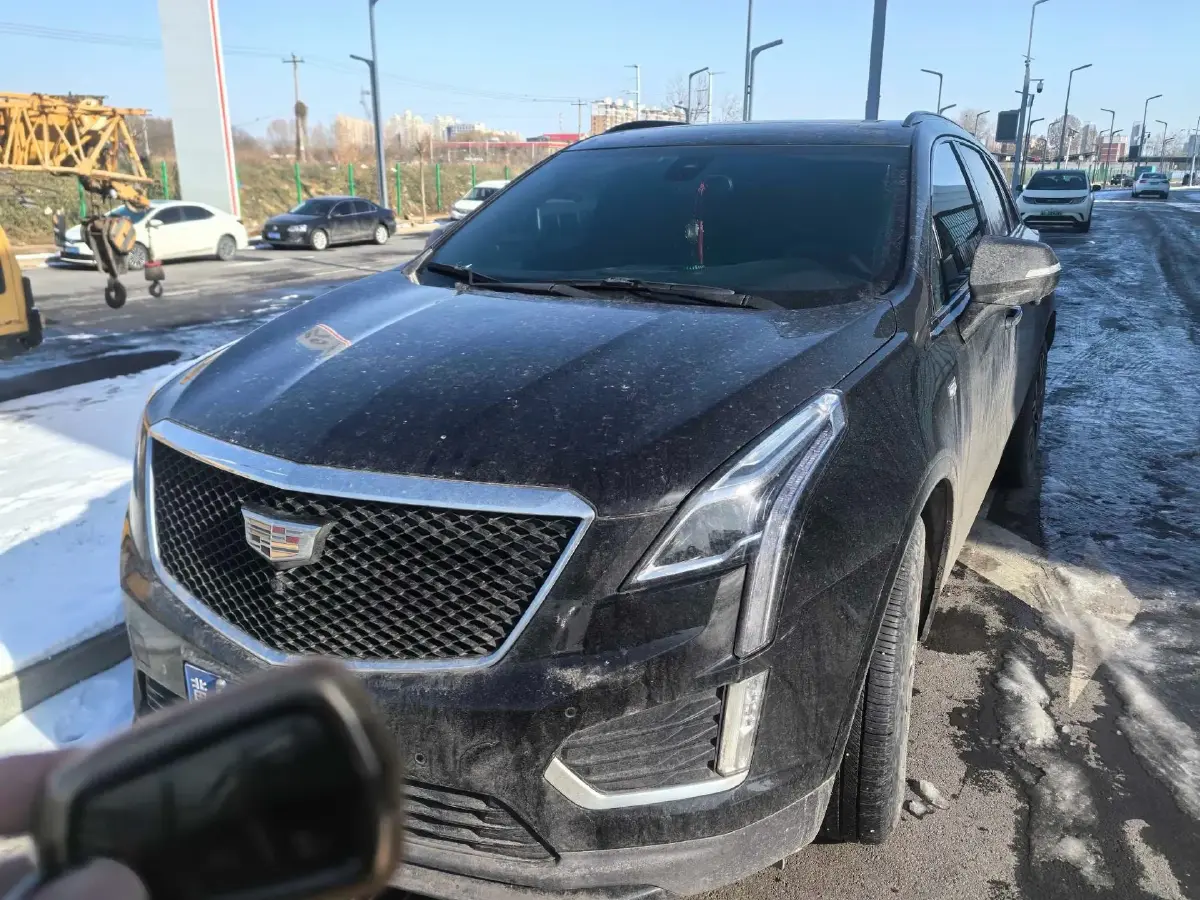 2022 Cadillac XT5 2.0T 237HP L4 9AT