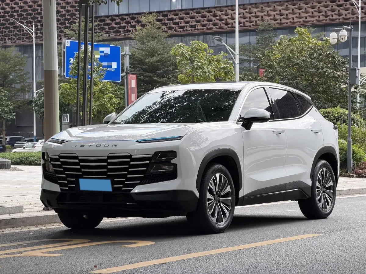 2022 Jetour DASHING 1.6T 197HP L4 7DCT