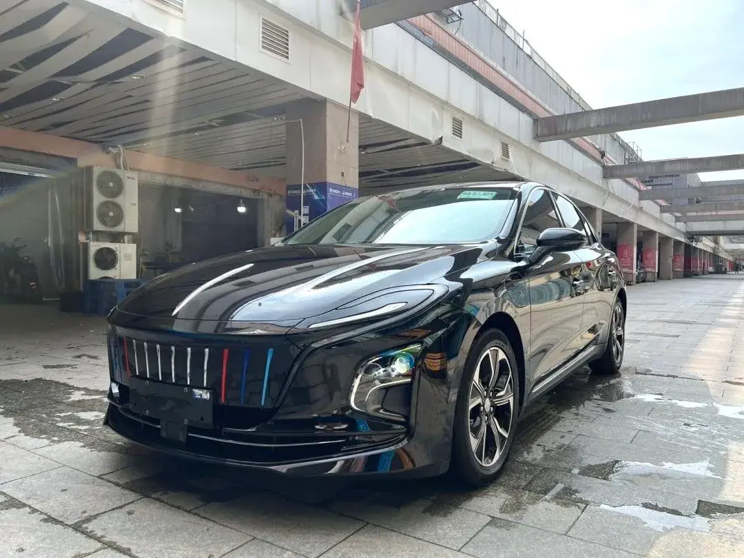 2021 HongQi E-QM5 BEV 54KWH