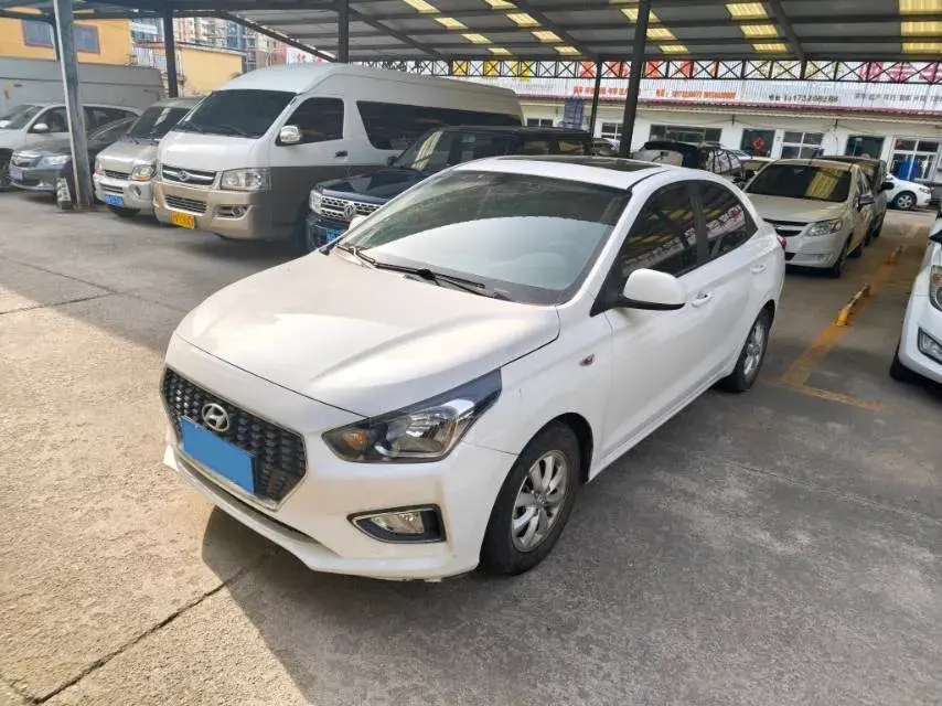 2017 Hyundai Reina 1.4L 95HP L4 4AT