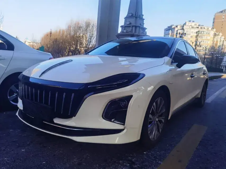 2024 HongQi E-QM5 BEV 72KWH