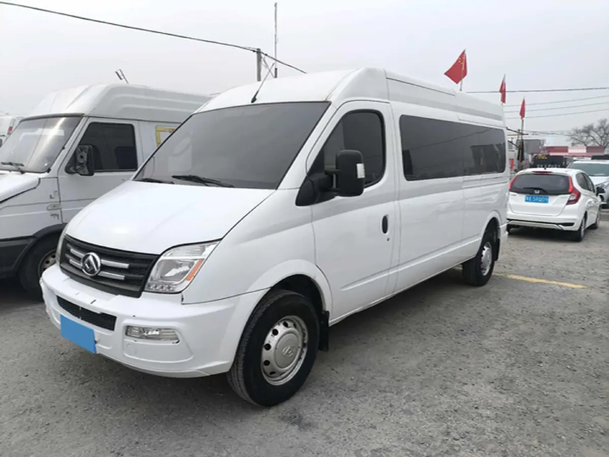 2020 MAXUS XinTu V80 2.5T 136HP L4 6MT
