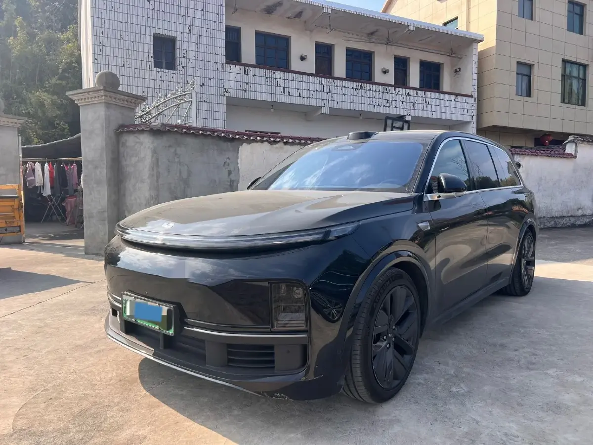2022 Li L9 Range Extended 154HP REEV 42.6KWH