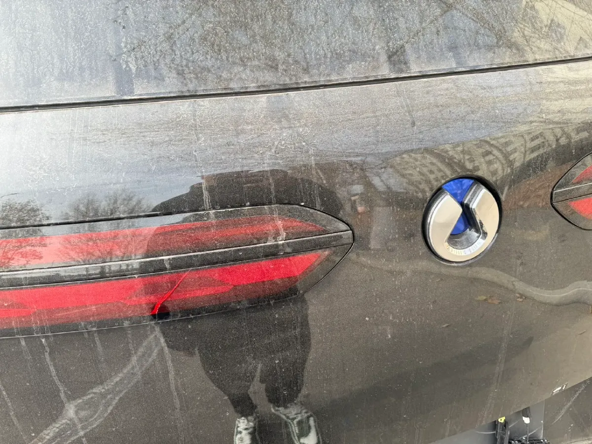 2025 Denza DenzaN8L 2.0T 207HP L4 E-CVT PHEV,autocango,china used car exporter,china ev exporter,chinese used car exporter,chinese used ev exporter