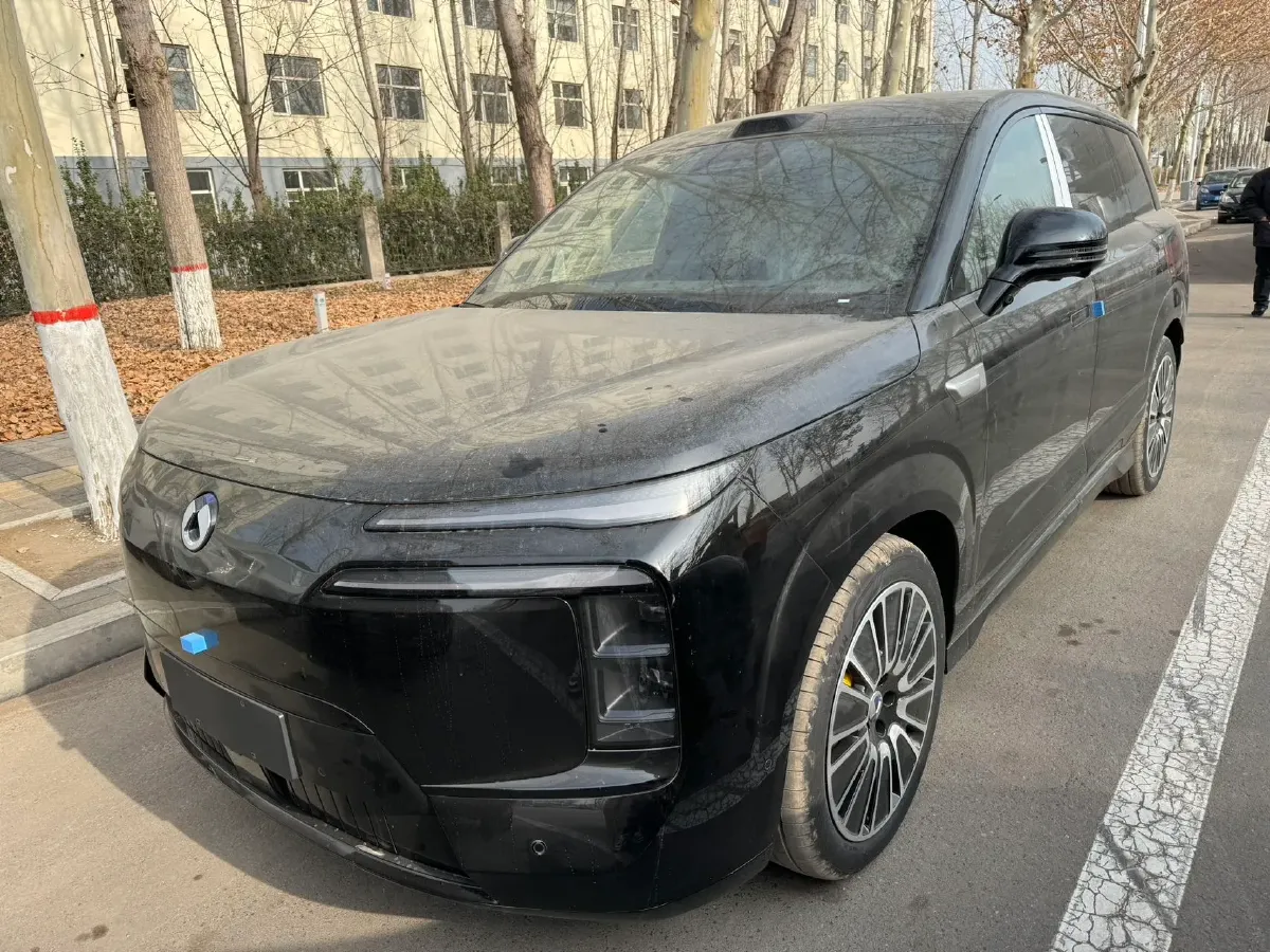 2025 Denza DenzaN8L 2.0T 207HP L4 E-CVT PHEV,autocango,china used car exporter,china ev exporter,chinese used car exporter,chinese used ev exporter