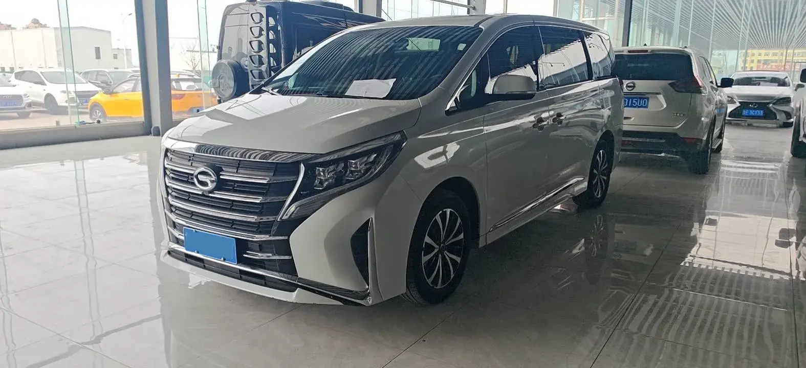 2021 GAC Trumpchi M8 2.0T 252HP L4 8AT