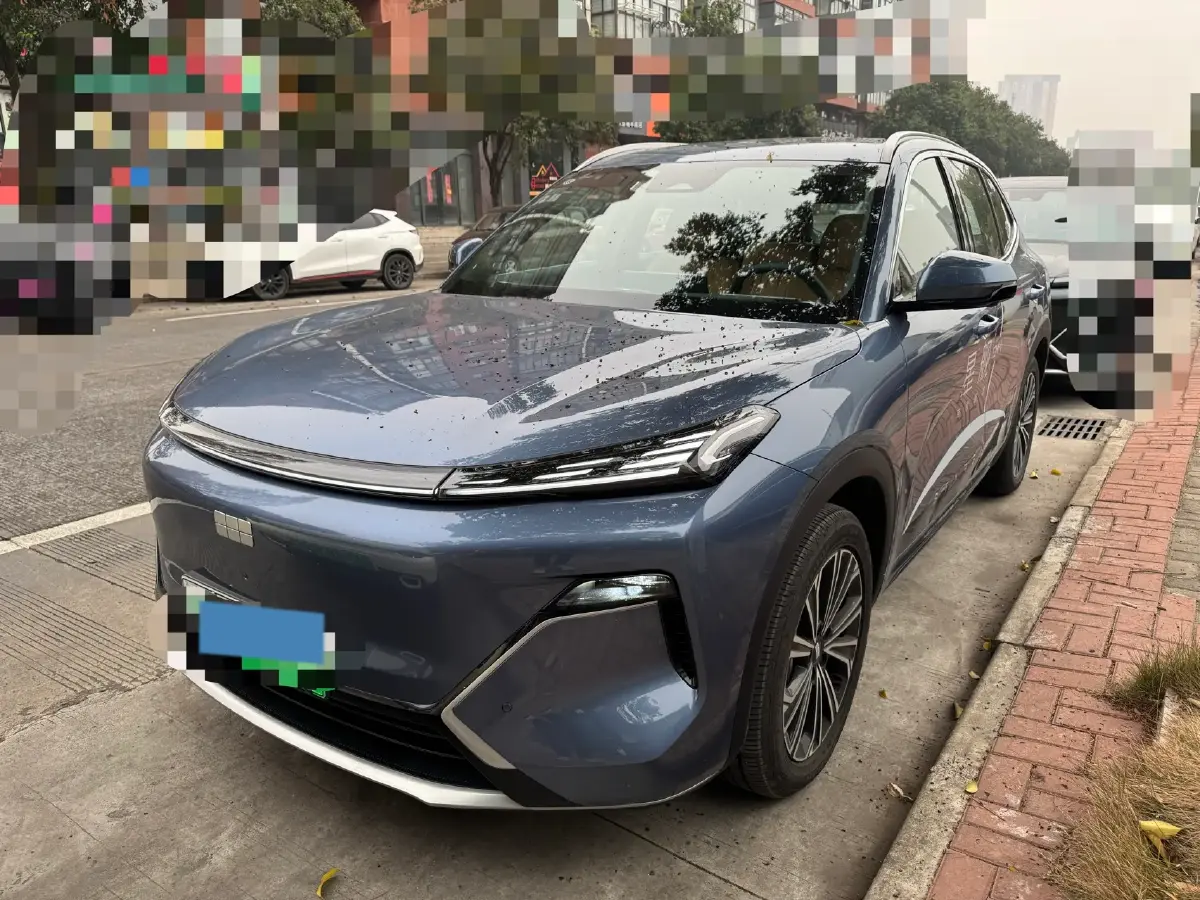 2025 BYD Sea Lion 05 DM-i 1.5L 101HP L4 E-CVT PHEV 18.3KWH