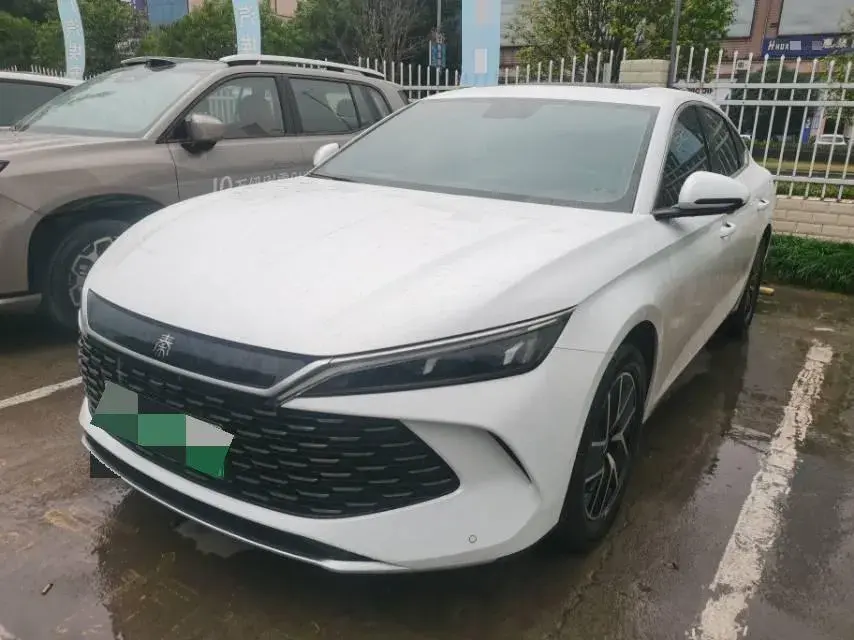 2025 BYD QinL 1.5L 101HP L4 E-CVT PHEV 15.87KWH