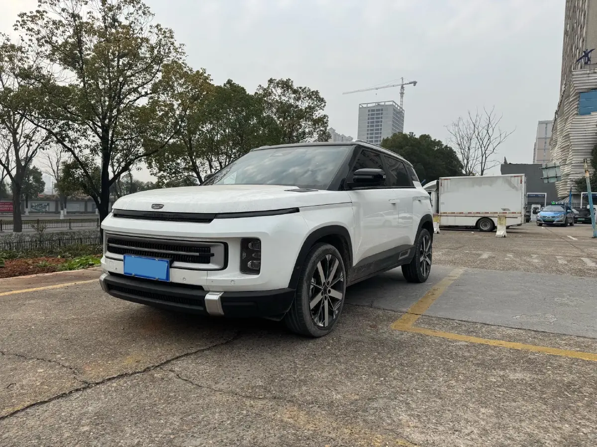 2023 Geely ICON 1.5T 181HP L4 7DCT