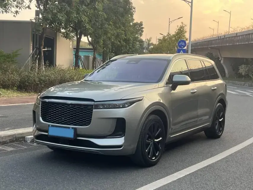 2021 Li ONE Range Extended 131HP REEV 40.5KWH