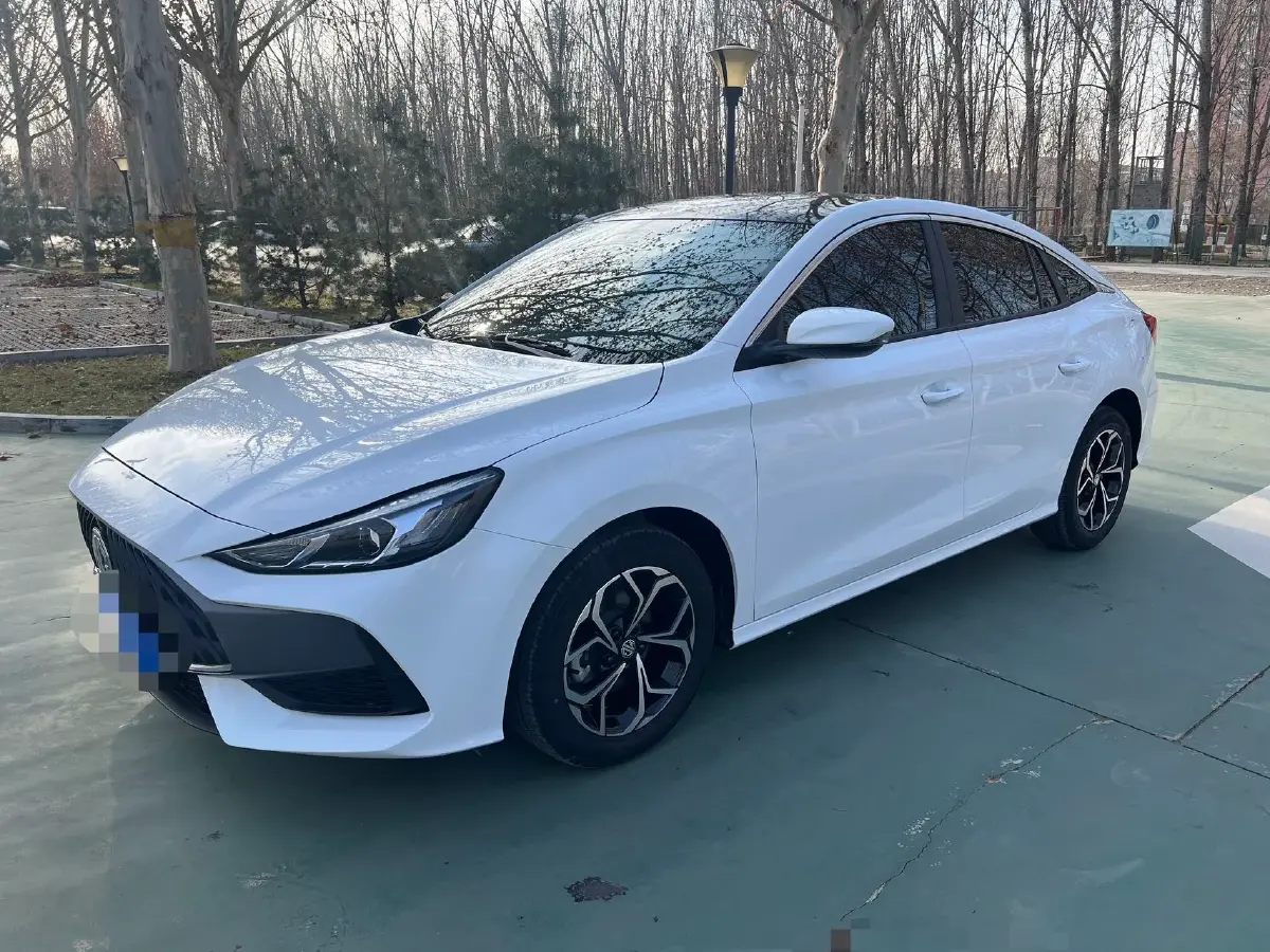 2023 MG 5 1.5L 129HP L4 5MT