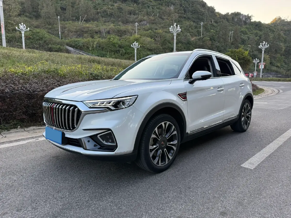 2022 HongQi HS5 2.0T 224HP L4 6AT