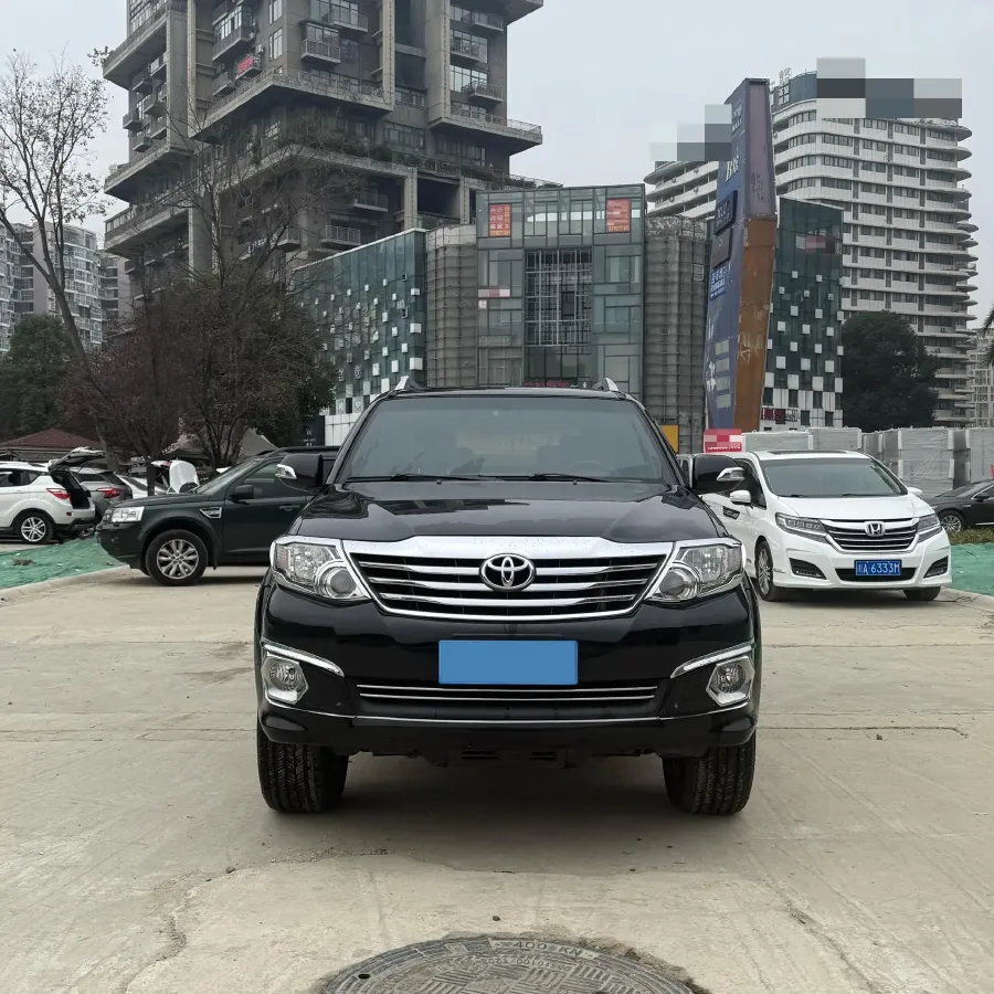 2011 Volvo C30 2.0L 145HP L4 6DCT,autocango,china used car exporter,china ev exporter,chinese used car exporter,chinese used ev exporter