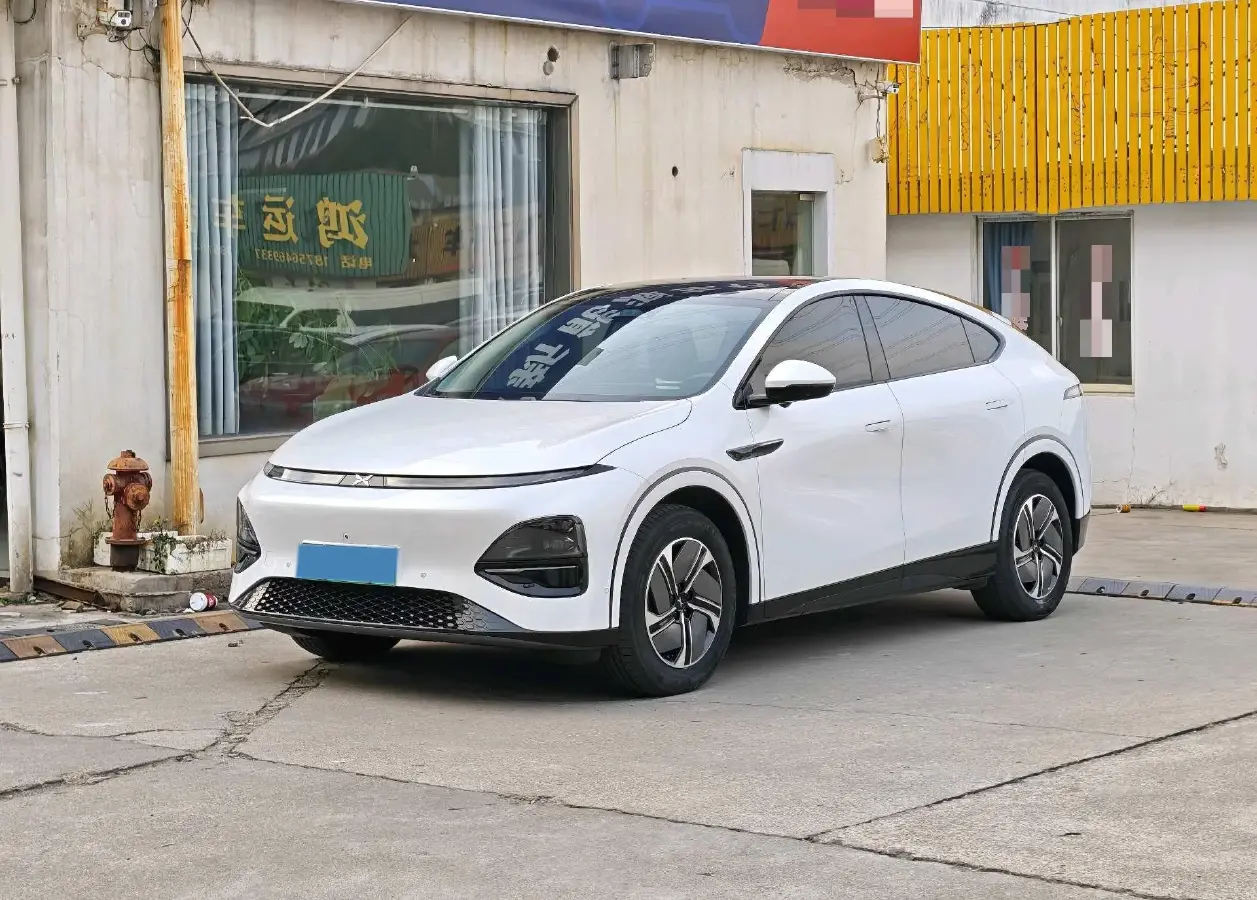2023 Xpeng G6 BEV 66KWH