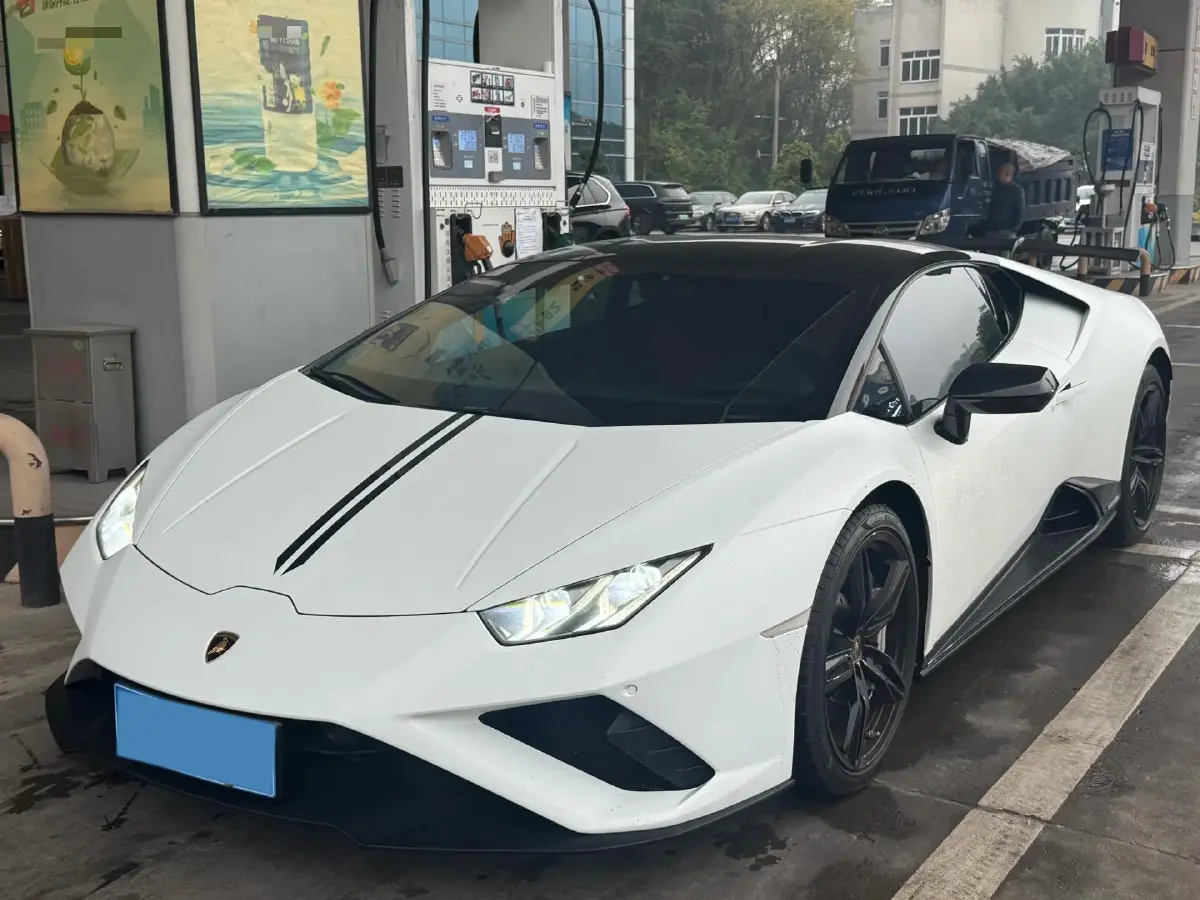 2020 Lamborghini Huracán 5.2L 611HP V10 7DCT