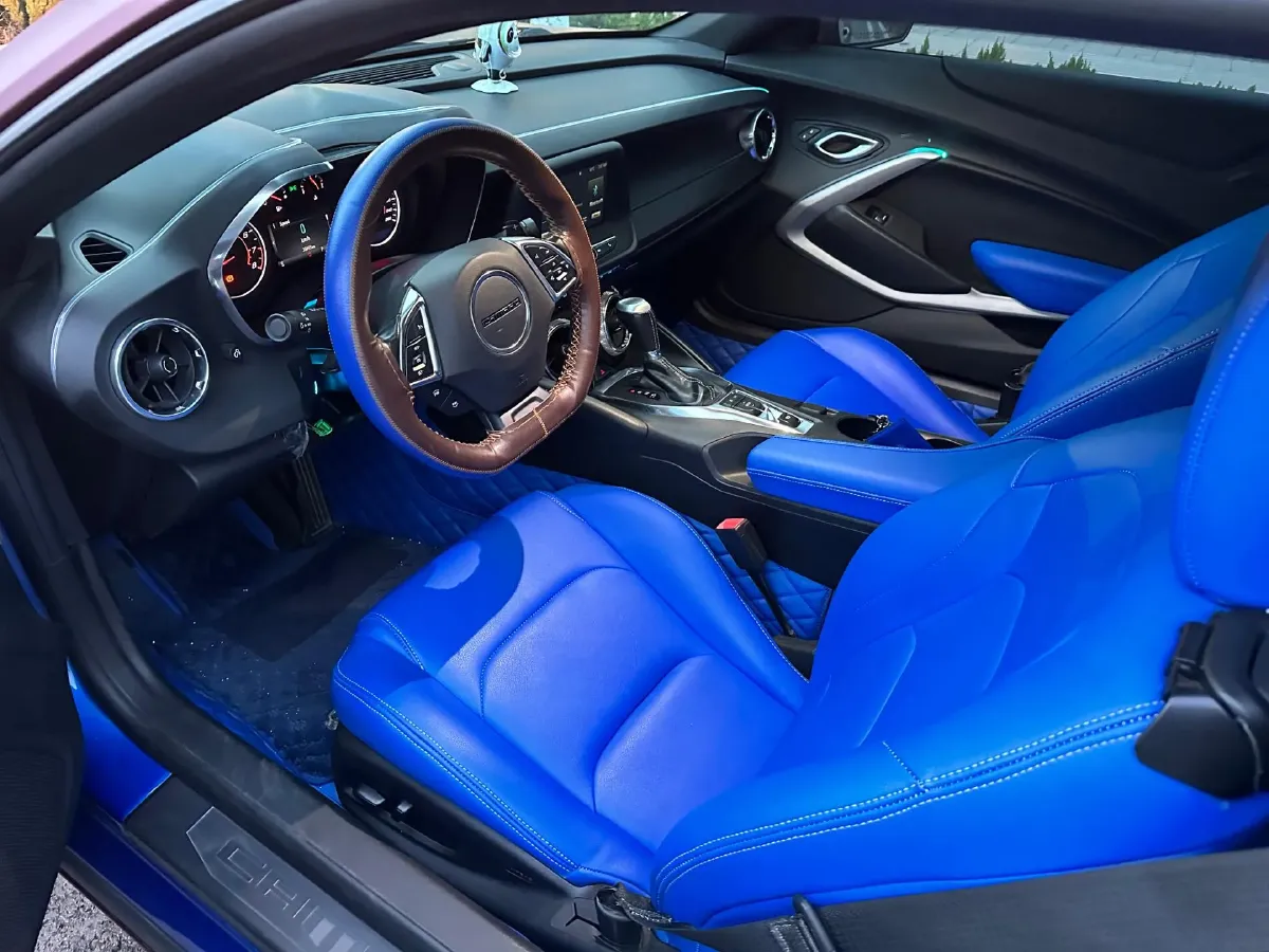 2017 Chevrolet Camaro 2.0T 275HP L4 8AT,autocango,china used car exporter,china ev exporter,chinese used car exporter,chinese used ev exporter