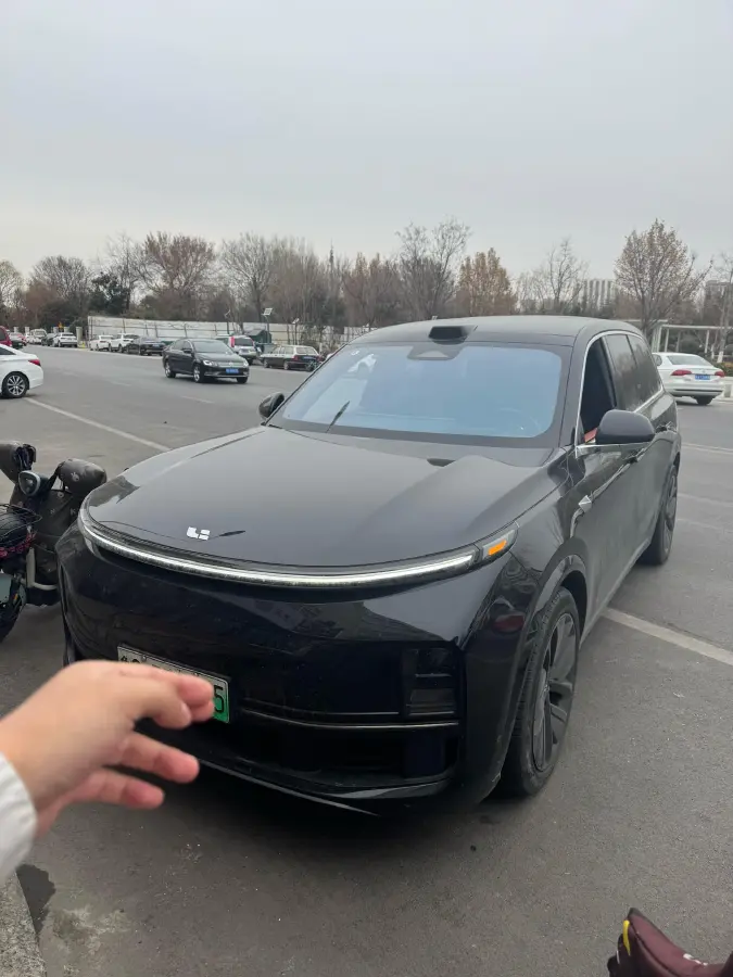 2022 Li L9 Range Extended 154HP REEV 42.6KWH