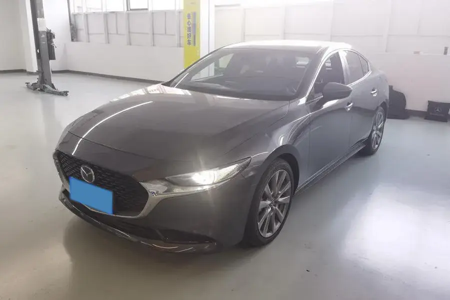 2023 Mazda 3 Axela 2.0L 158HP L4 6AT