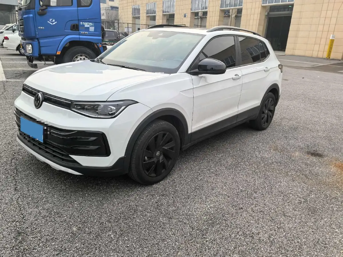 2025 Volkswagen Tharu 1.5L 110HP L4 6AT