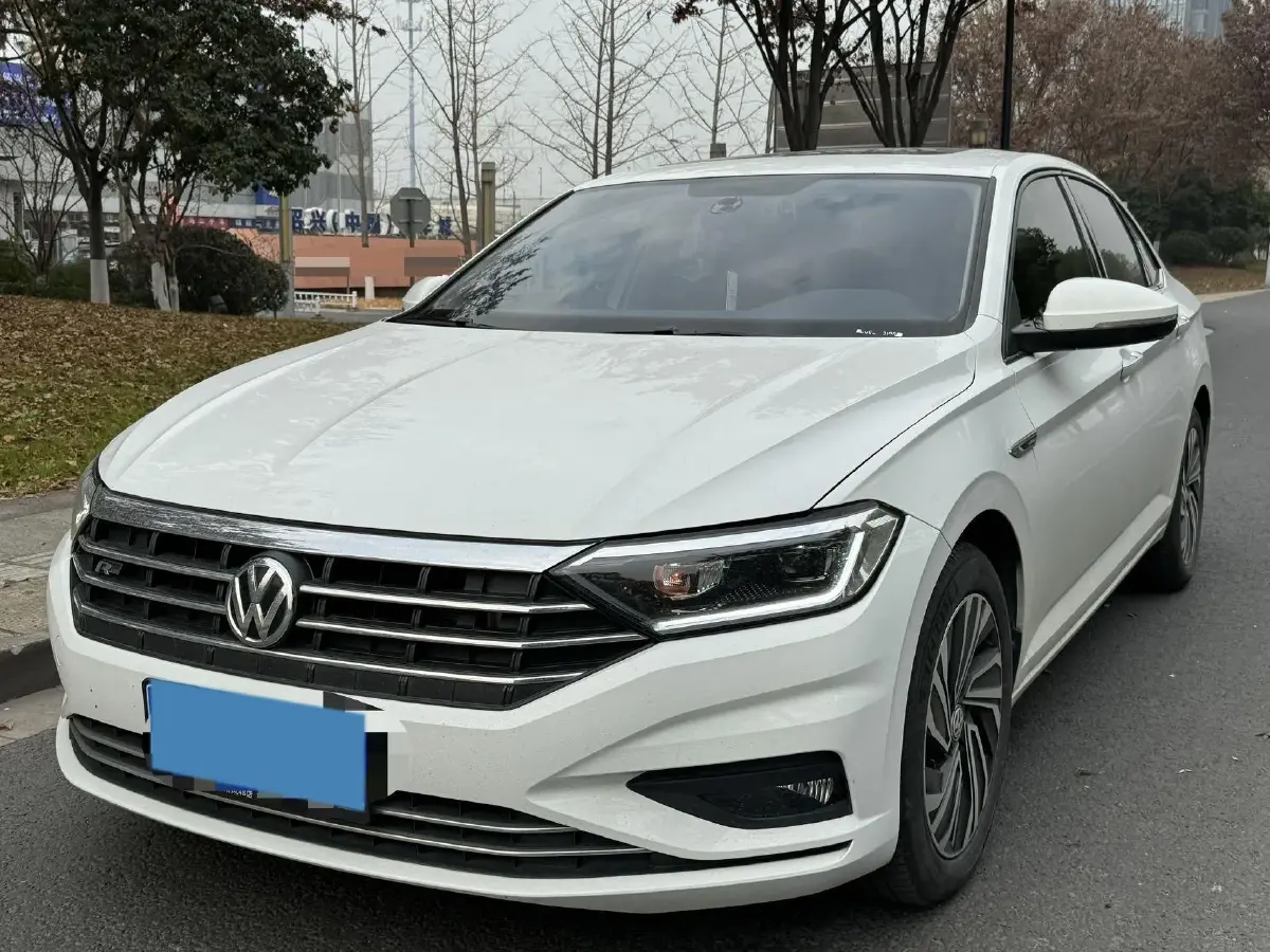 2021 Volkswagen Sagitar 1.4T 150HP L4 7DCT
