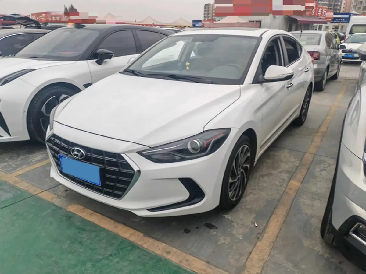 2020 Hyundai Elantra 1.5L 115HP L4 CVT