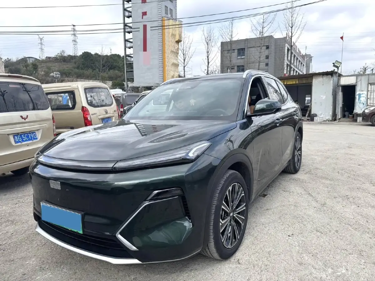 2025 BYD Sea Lion 05 DM-i 1.5L 101HP L4 E-CVT PHEV 18.3KWH