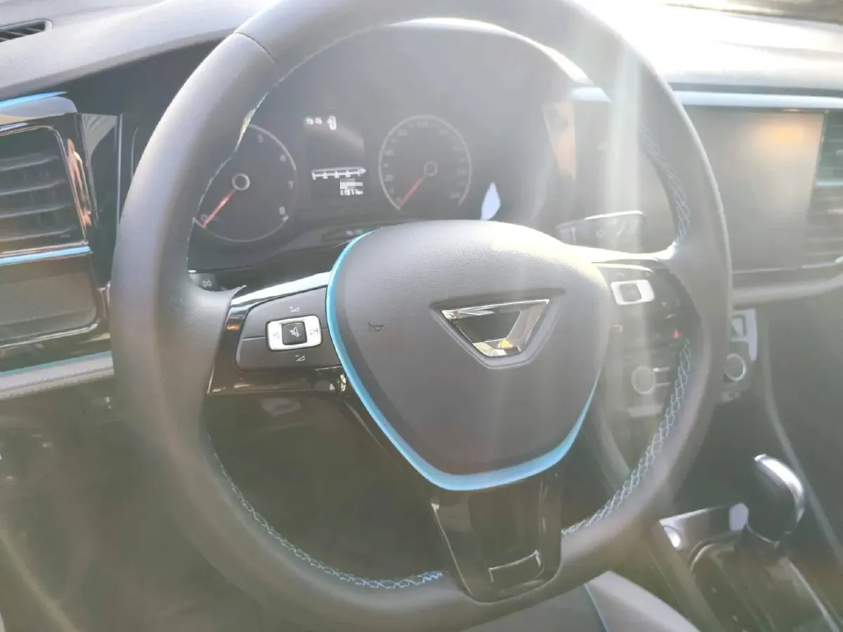 2023 Jetta VS5 1.4T 150HP L4 6AT,autocango,china used car exporter,china ev exporter,chinese used car exporter,chinese used ev exporter