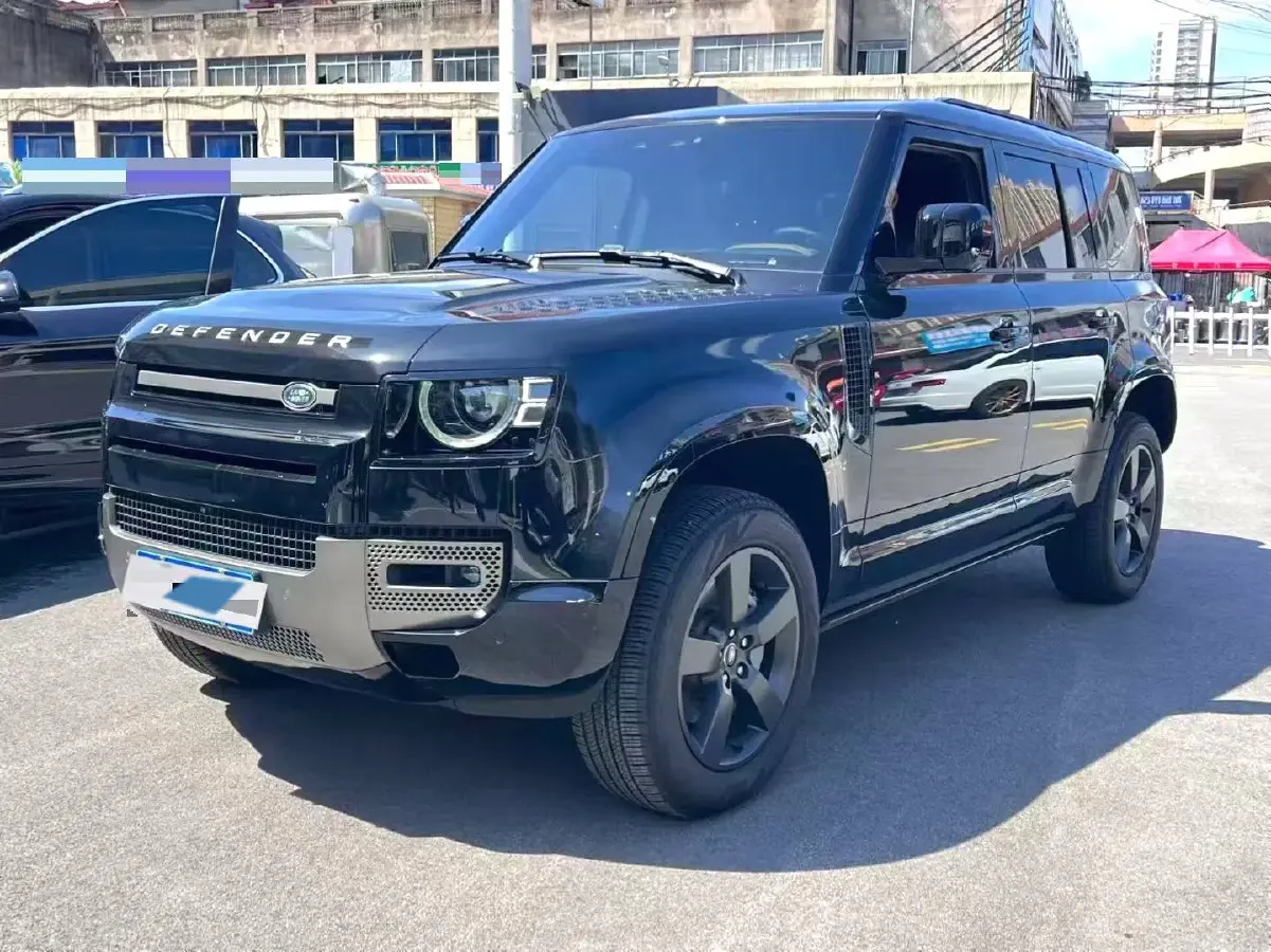2024 Land Rover Defender 3.0T 400HP L6 8AT