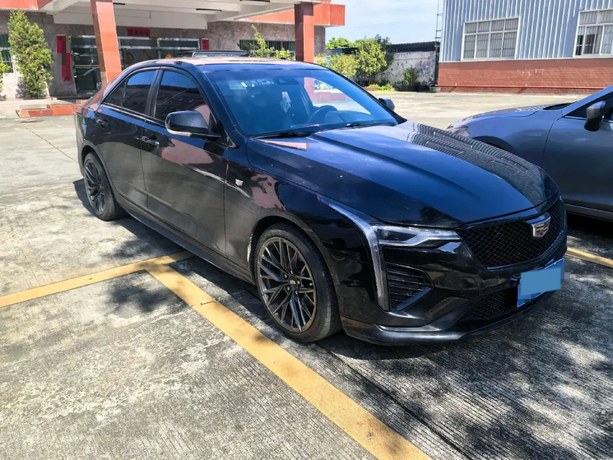 2021 Cadillac CT4 2.0T 237HP L4 8AT,autocango,china used car exporter,china ev exporter,chinese used car exporter,chinese used ev exporter