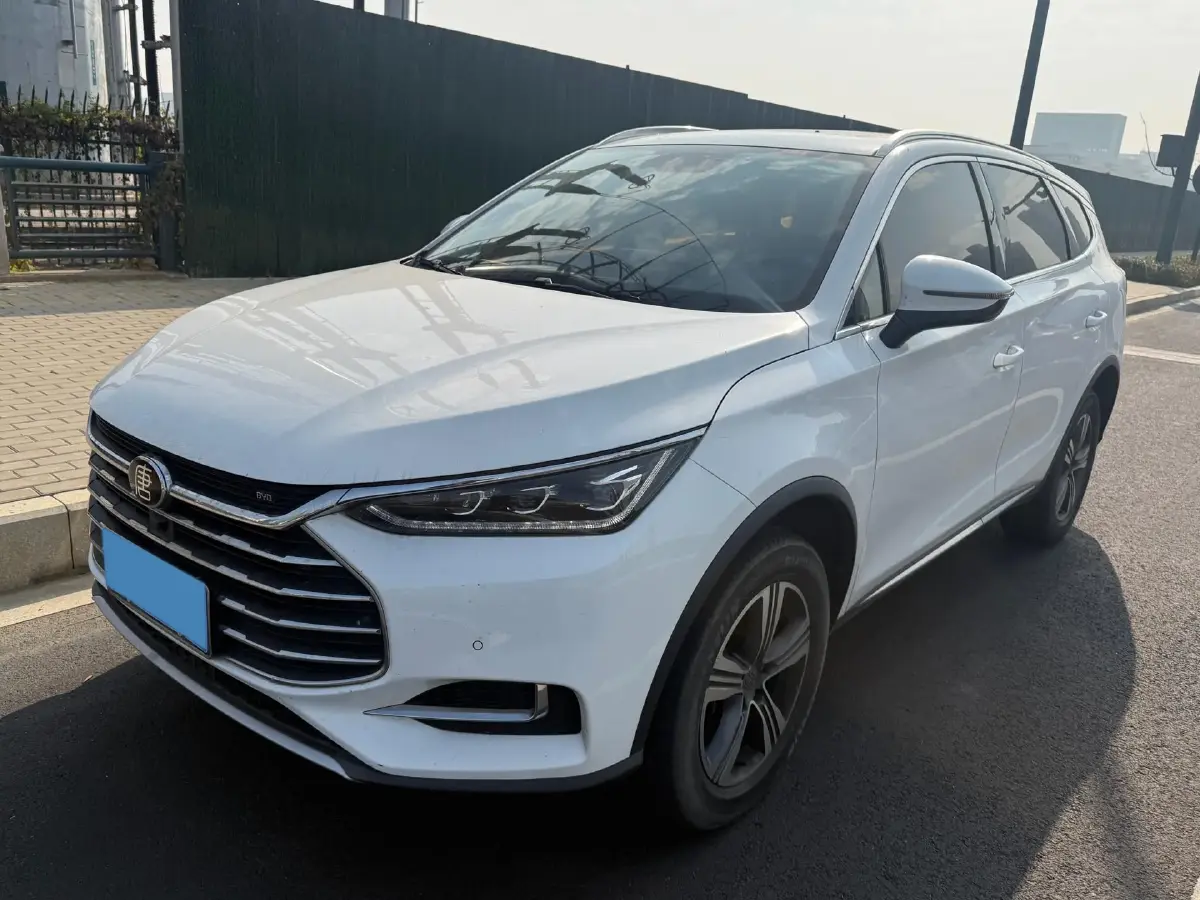 2018 BYD Tang 2.0T 205HP L4 6AT