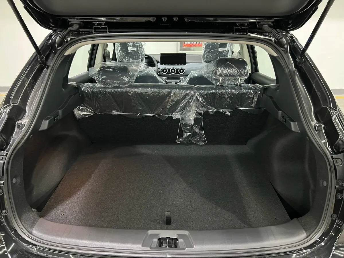 2025 Nissan Qashqai 2.0L 151HP L4 CVT,autocango,china used car exporter,china ev exporter,chinese used car exporter,chinese used ev exporter