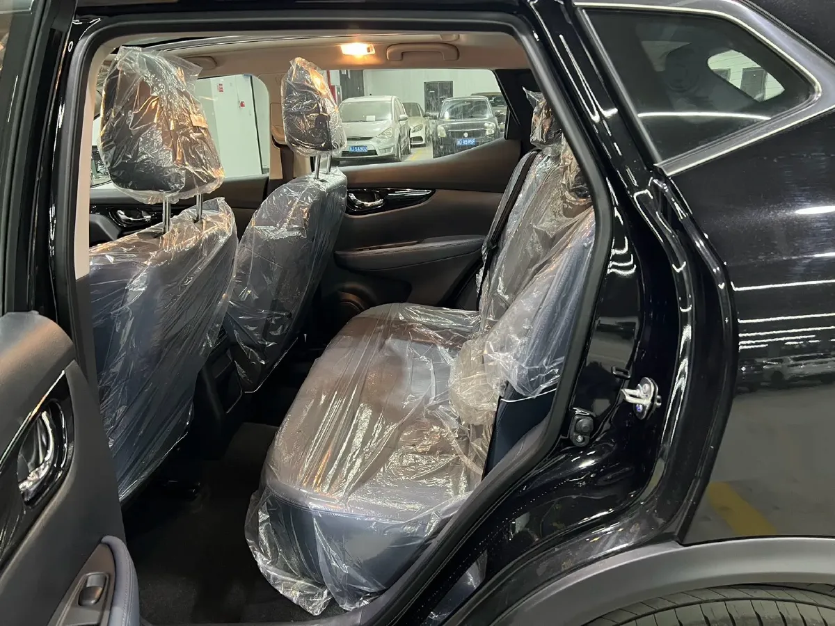 2025 Nissan Qashqai 2.0L 151HP L4 CVT,autocango,china used car exporter,china ev exporter,chinese used car exporter,chinese used ev exporter