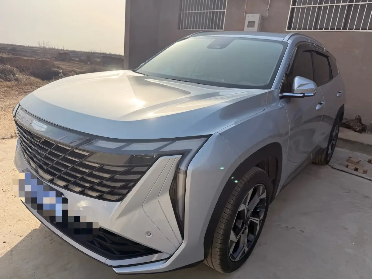 2023 Geely StarRay 1.5T 181HP L4 7DCT