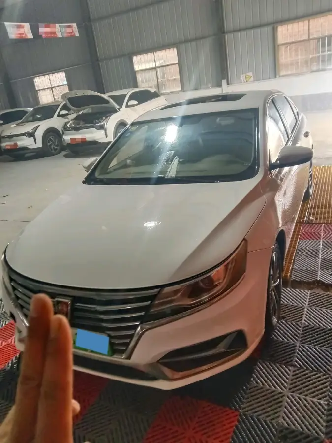2019 Roewe i6 1.5T 169HP L4 AMT PHEV 9.1KWH