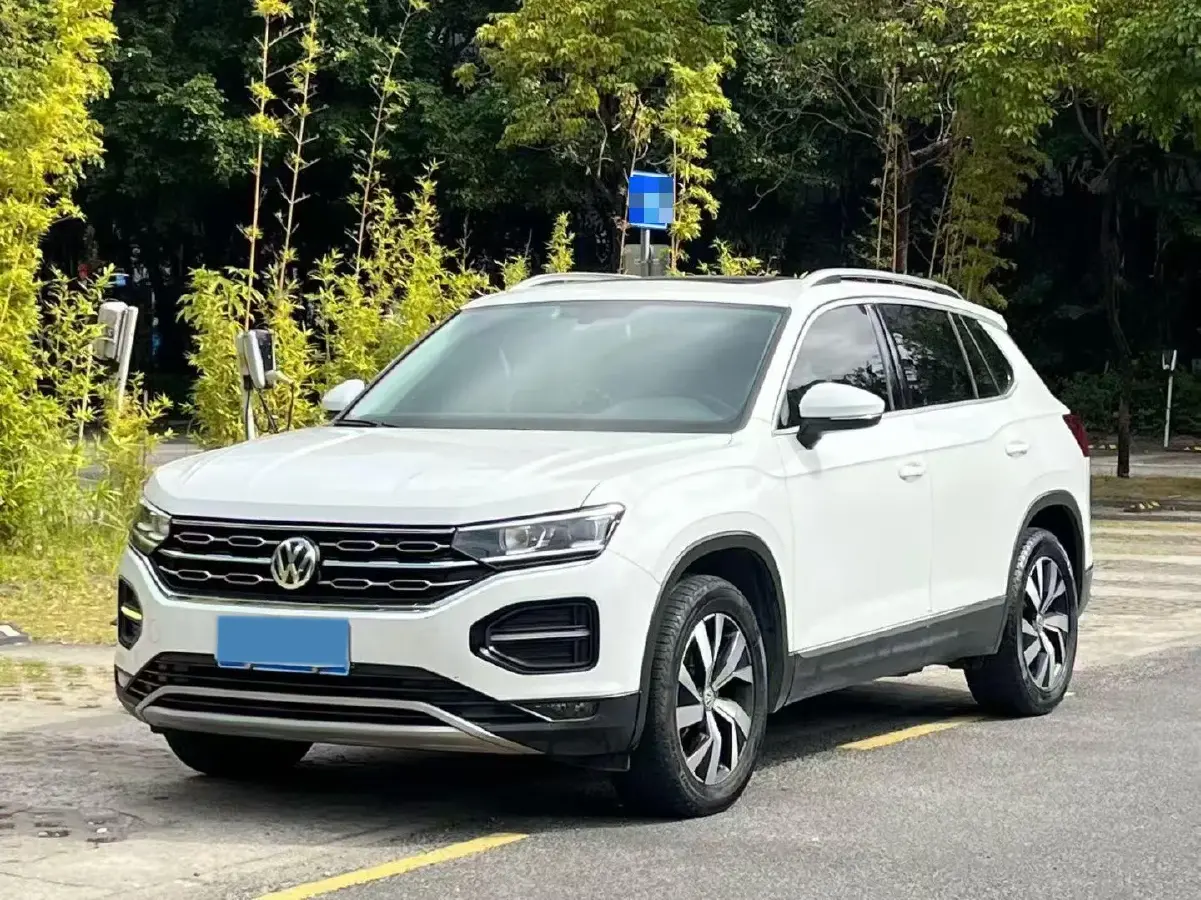 2019 Jeep Cherokee 2.0T 234HP L4 9AT