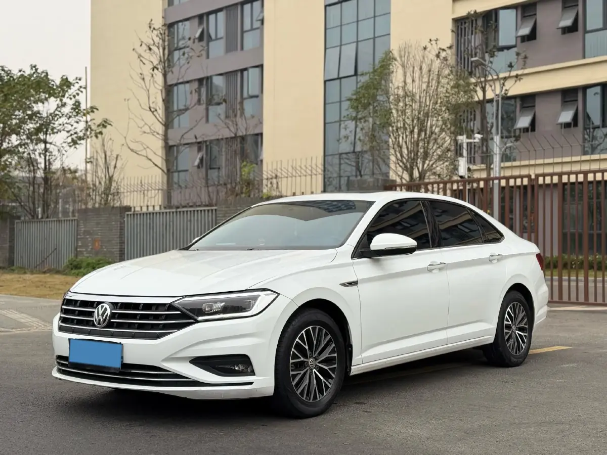 2020 Volkswagen Sagitar 1.4T 150HP L4 7DCT