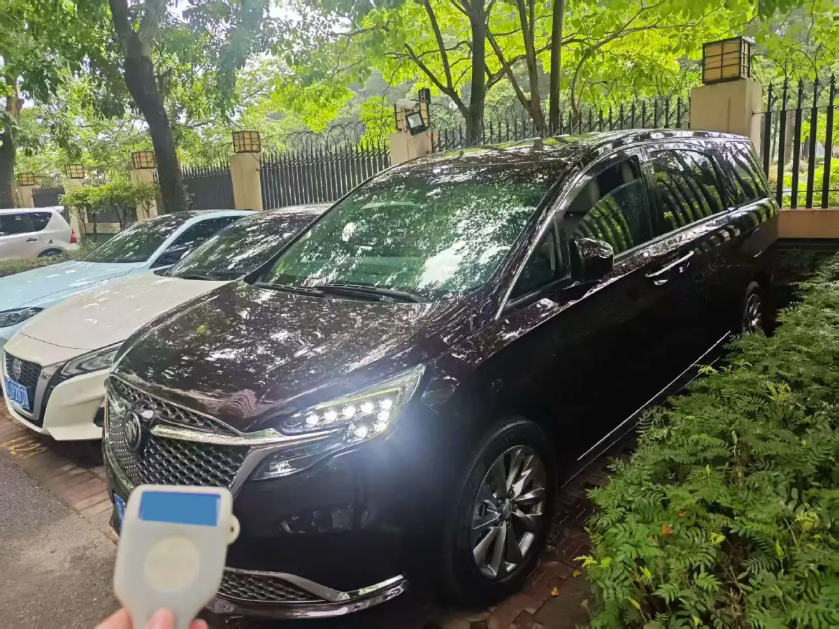 2020 Buick GL8 2.0T 237HP L4 9AT