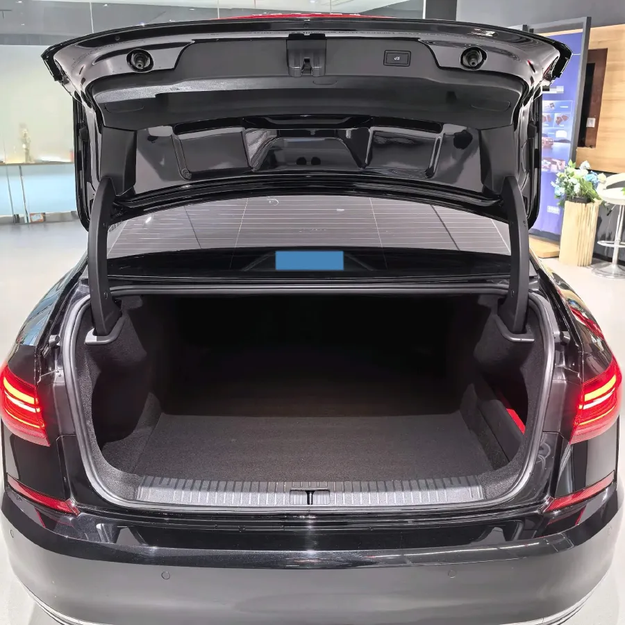 2025 Volkswagen Passat 2.0T 220HP L4 7DCT,autocango,china used car exporter,china ev exporter,chinese used car exporter,chinese used ev exporter