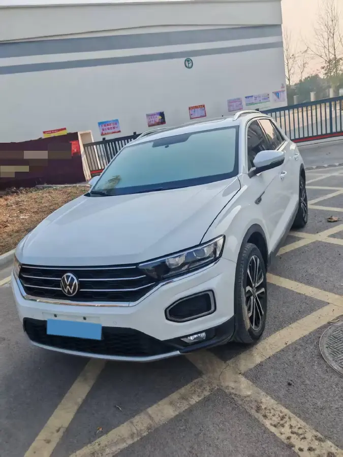 2022 Volkswagen T-Roc 1.4T 150HP L4 7DCT