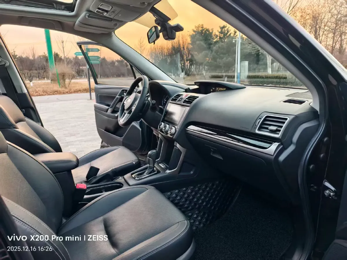 2018 Jeep Commander 2.0T 234HP L4 9AT,autocango,china used car exporter,china ev exporter,chinese used car exporter,chinese used ev exporter