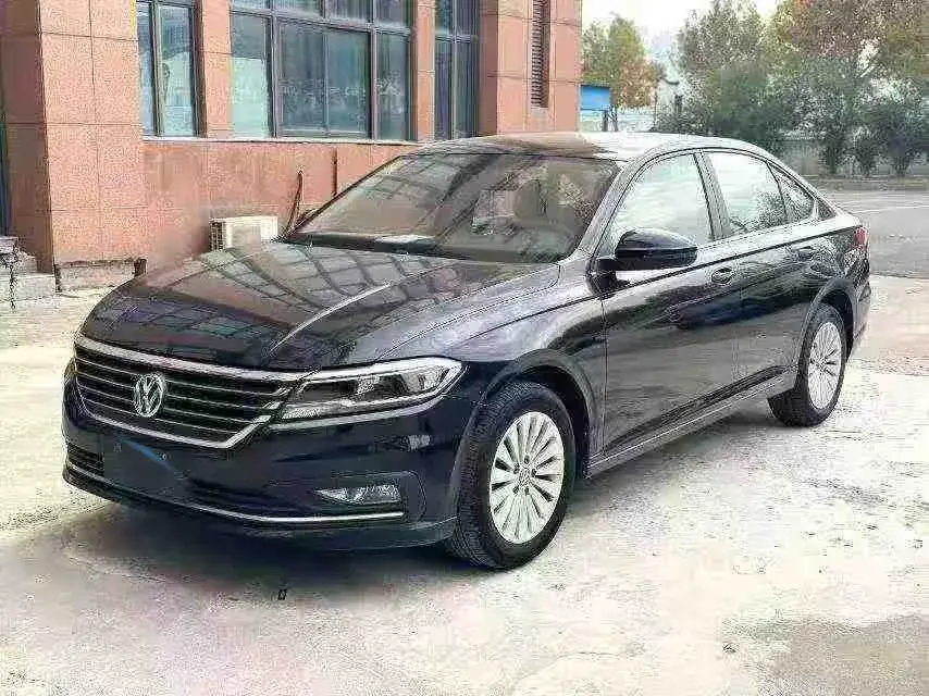2019 Volkswagen Sagitar 1.2T 116HP L4 7DCT