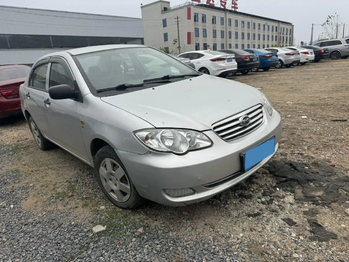 2013 FAW Vita V5 1.5L 102HP L4 5MT,autocango,china used car exporter,china ev exporter,chinese used car exporter,chinese used ev exporter