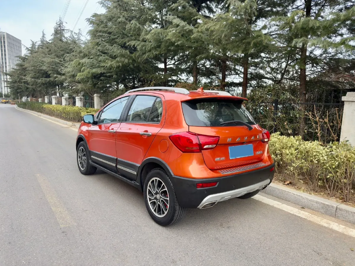 2015 Soueast V6 1.5L 120HP L4 5MT,autocango,china used car exporter,china ev exporter,chinese used car exporter,chinese used ev exporter