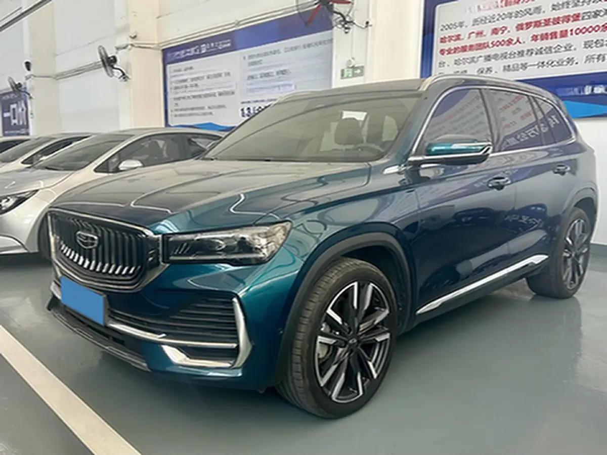 2021 Geely Monjaro 2.0T 238HP L4 8AT