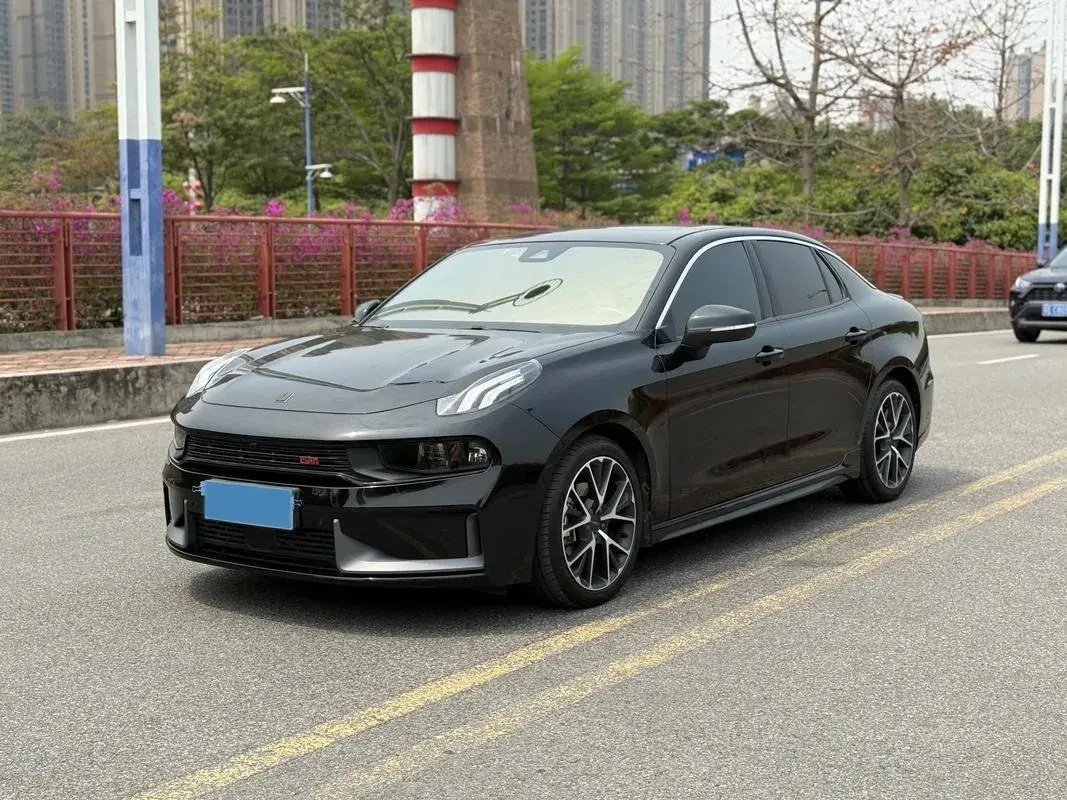 2019 LYNK&CO 01 2.0T 190HP L4 6AT