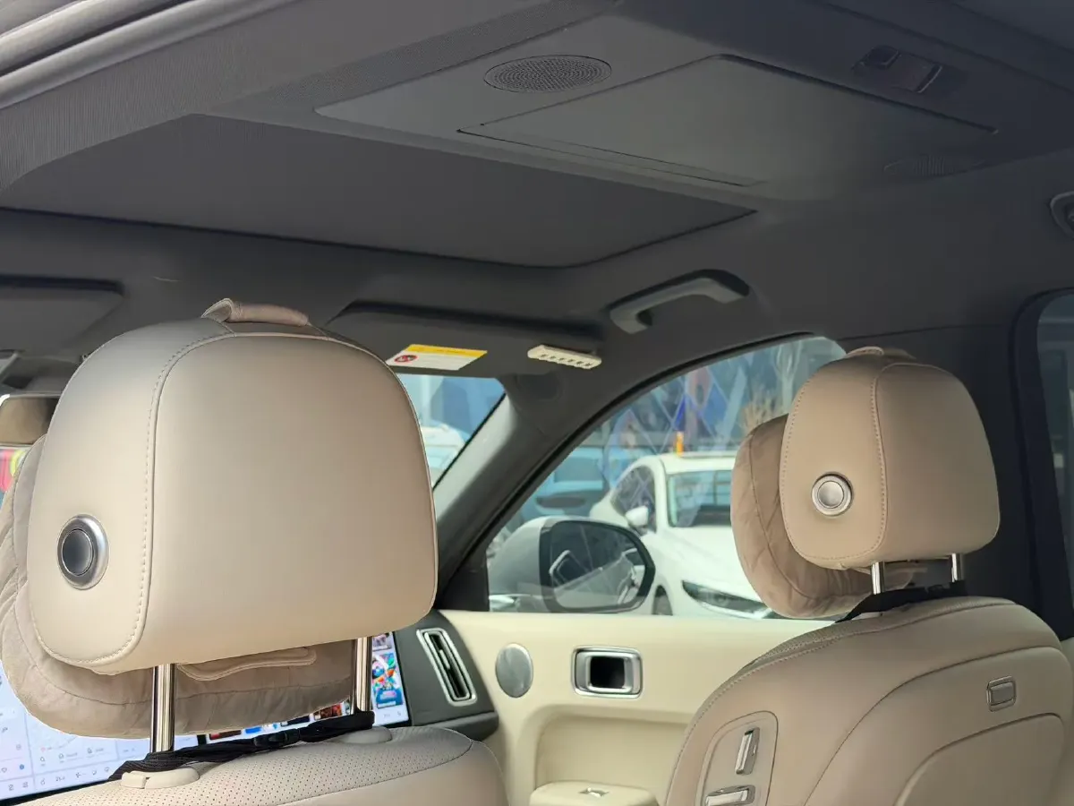 2023 Li L9 Range Extended 154HP REEV 42.6KWH,autocango,china used car exporter,china ev exporter,chinese used car exporter,chinese used ev exporter