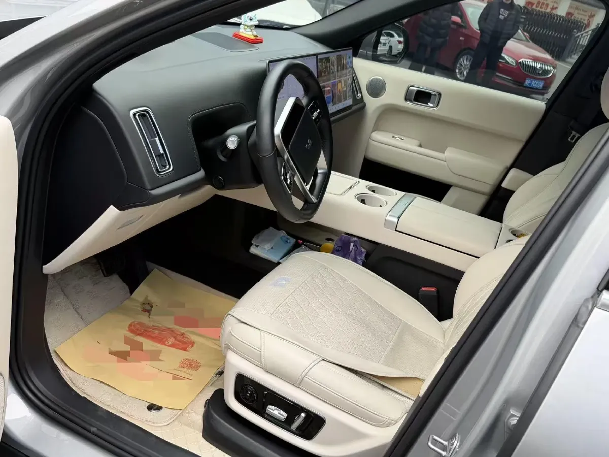 2023 Li L9 Range Extended 154HP REEV 42.6KWH,autocango,china used car exporter,china ev exporter,chinese used car exporter,chinese used ev exporter