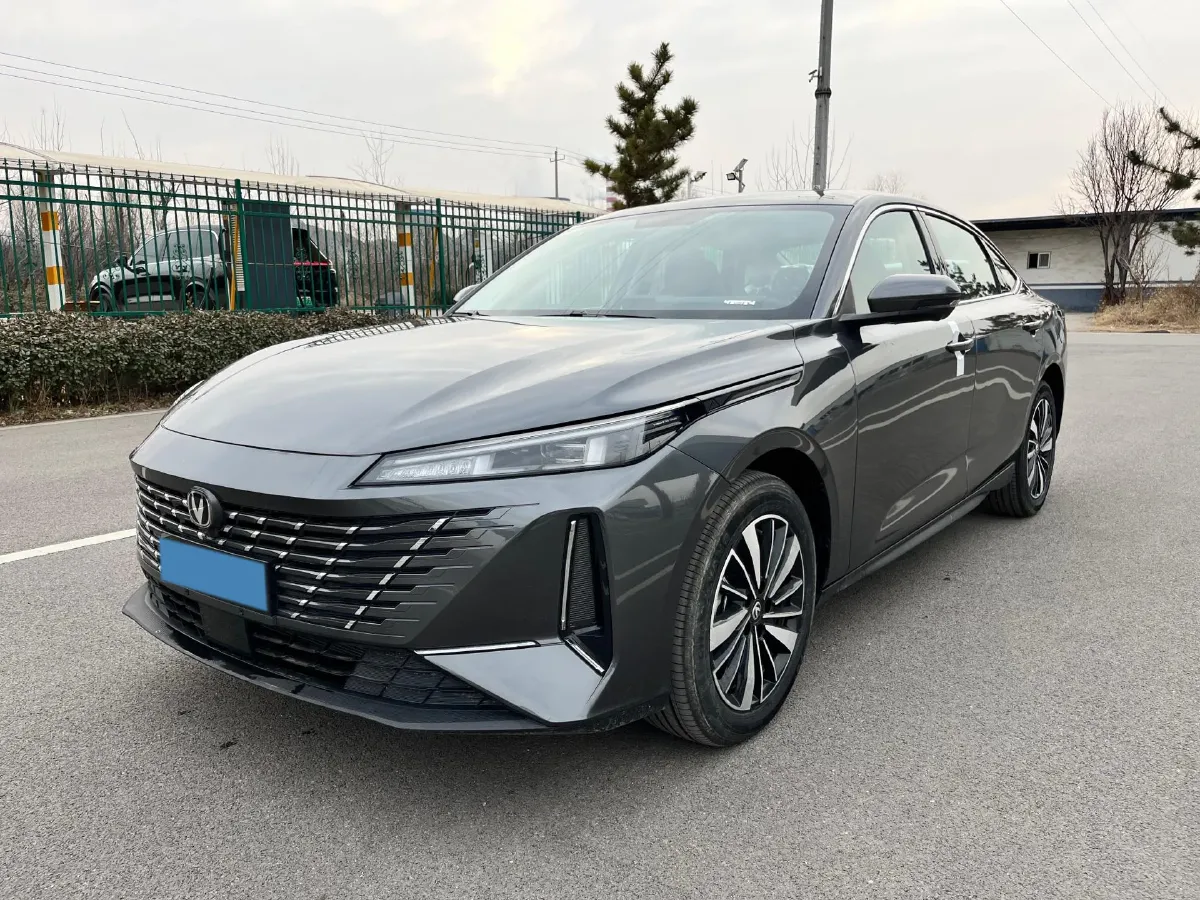 2025 ChangAn EadoPHEV 1.5L 98HP L4 E-CVT PHEV,autocango,china used car exporter,china ev exporter,chinese used car exporter,chinese used ev exporter