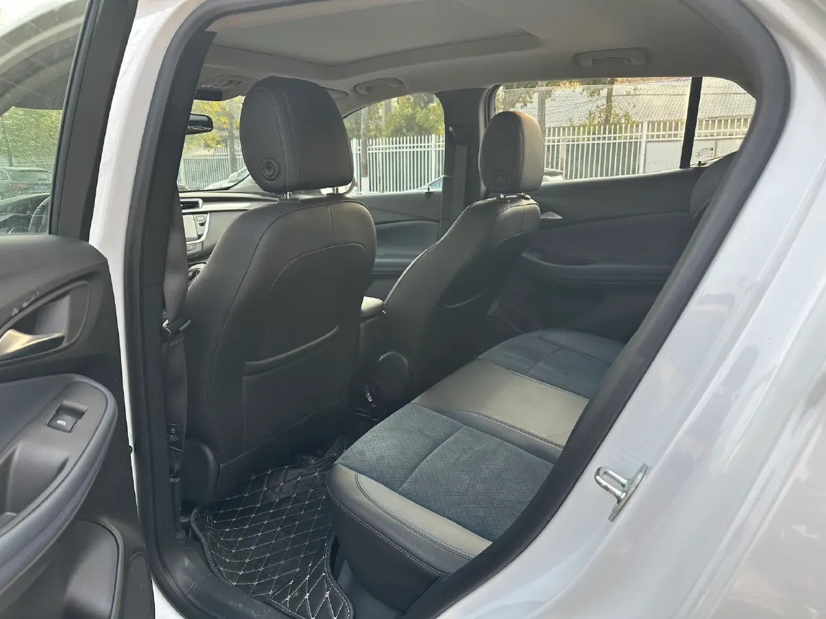 2022 Buick Encore GX 1.3T 165HP L3 CVT,autocango,china used car exporter,china ev exporter,chinese used car exporter,chinese used ev exporter